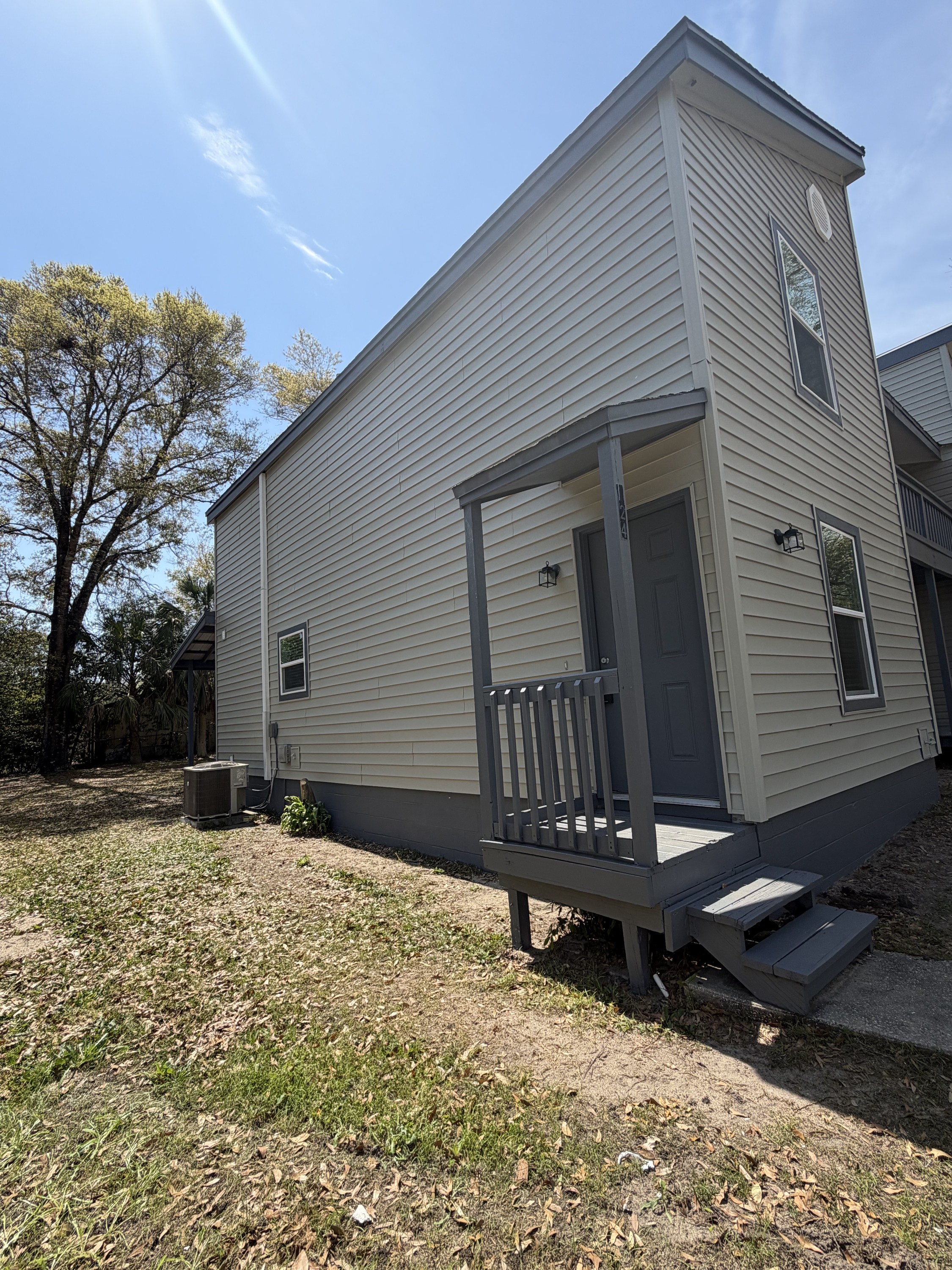 124 Hampton Drive - 1